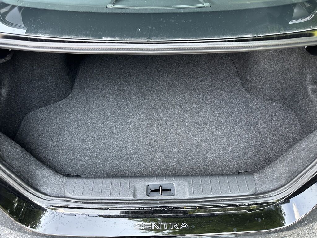 2025 Nissan Sentra SR w/Midnight Edition San Clemente CA