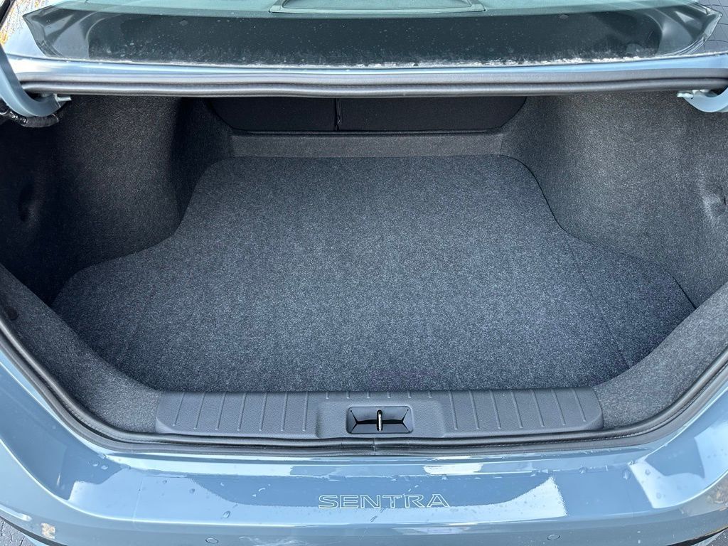 2025 Nissan Sentra SR w/Premium Pkg San Clemente CA