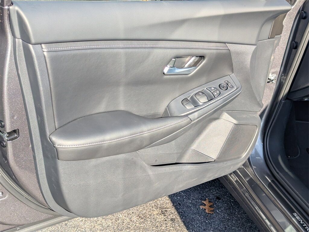 2025 Nissan Sentra SV Kennesaw GA 2025 Nissan Sentra SV Kennesaw GA