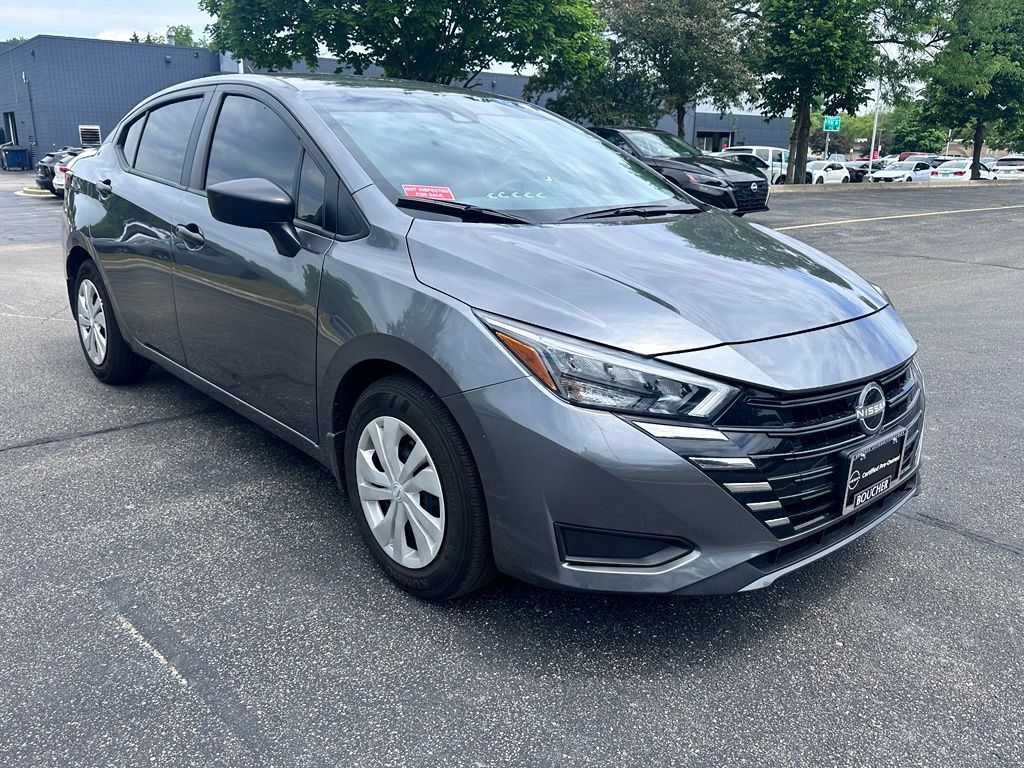 2025 Nissan Versa 1.6 S