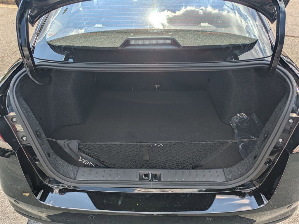 2025 Nissan Versa 1.6 SR Kennesaw GA 2025 Nissan Versa 1.6 SR Kennesaw GA