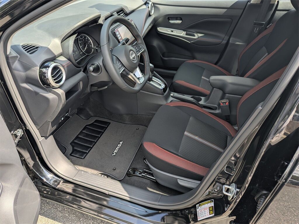 2025 Nissan Versa 1.6 SR Kennesaw GA 2025 Nissan Versa 1.6 SR Kennesaw GA