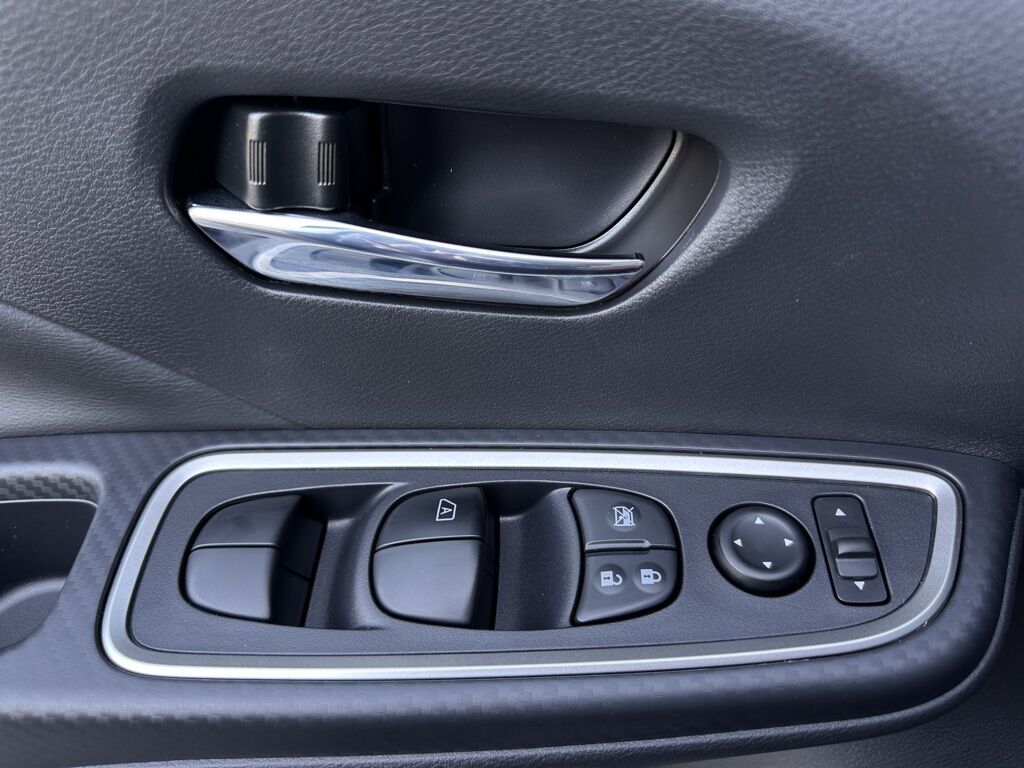 2025 Nissan Versa 1.6 SR San Clemente CA