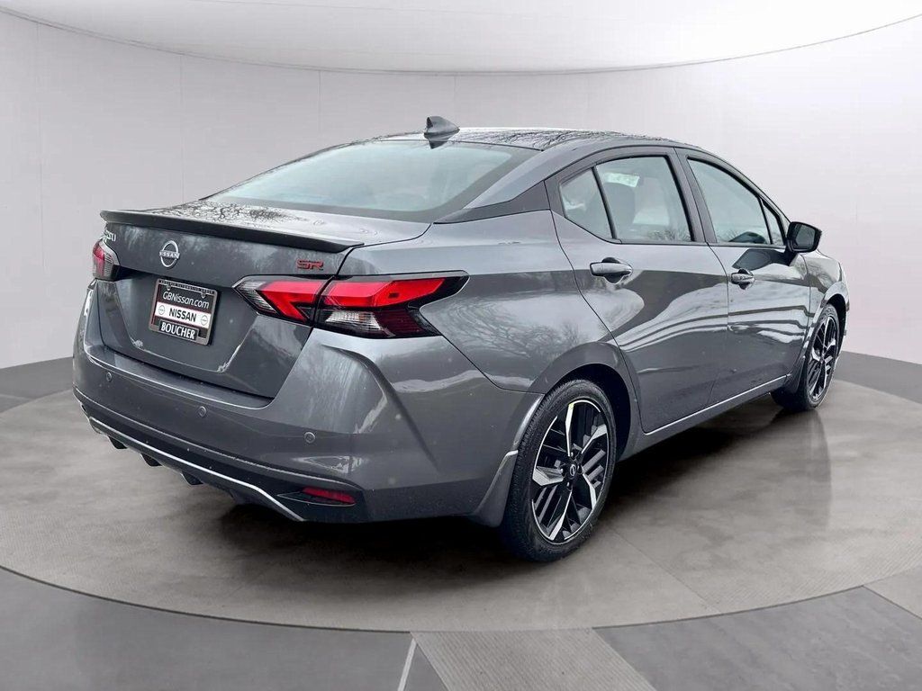 2025 Nissan Versa 1.6 SR