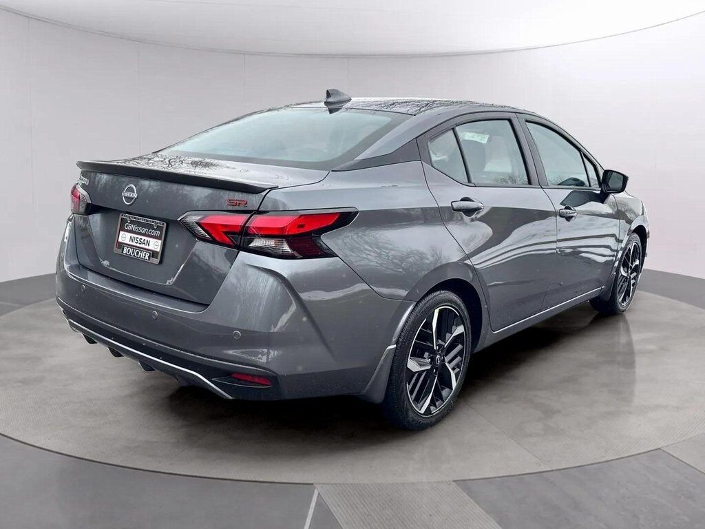 2025 Nissan Versa 1.6 SR