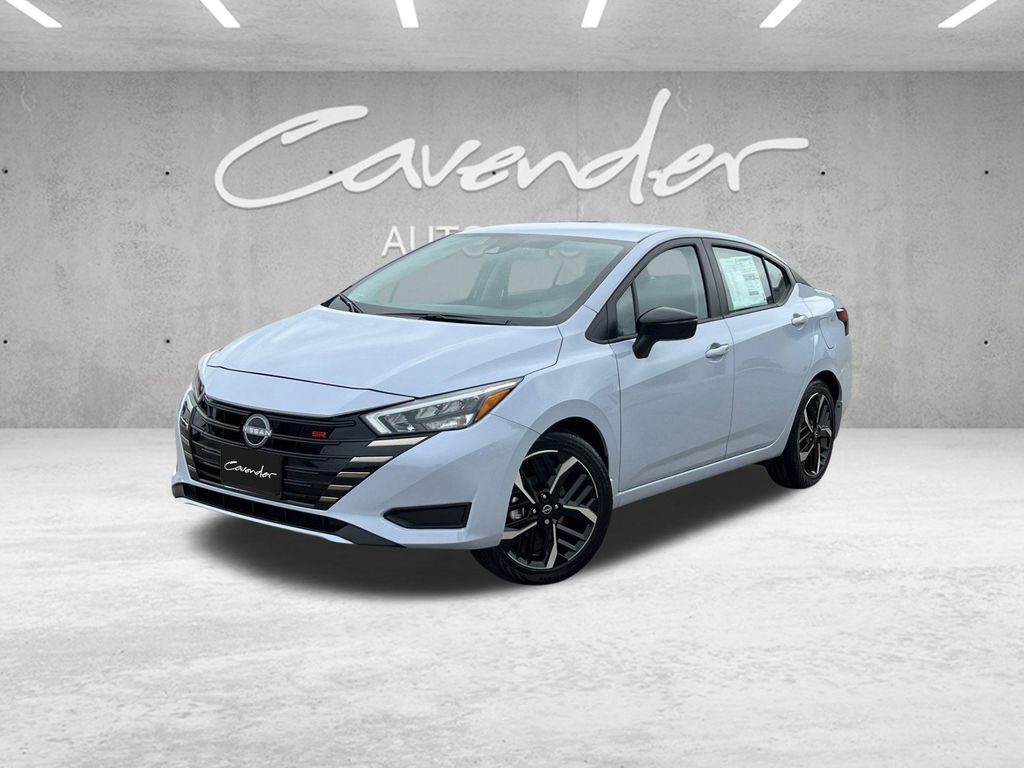 2025 Nissan Versa 1.6 SR