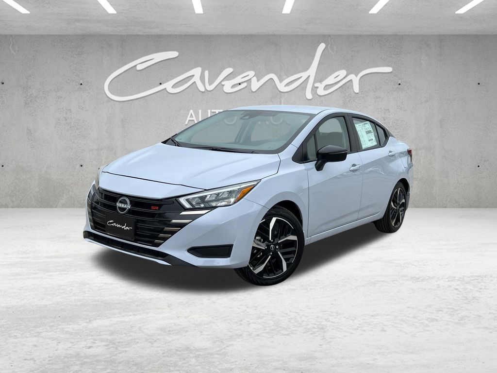 2025 Nissan Versa 1.6 SR