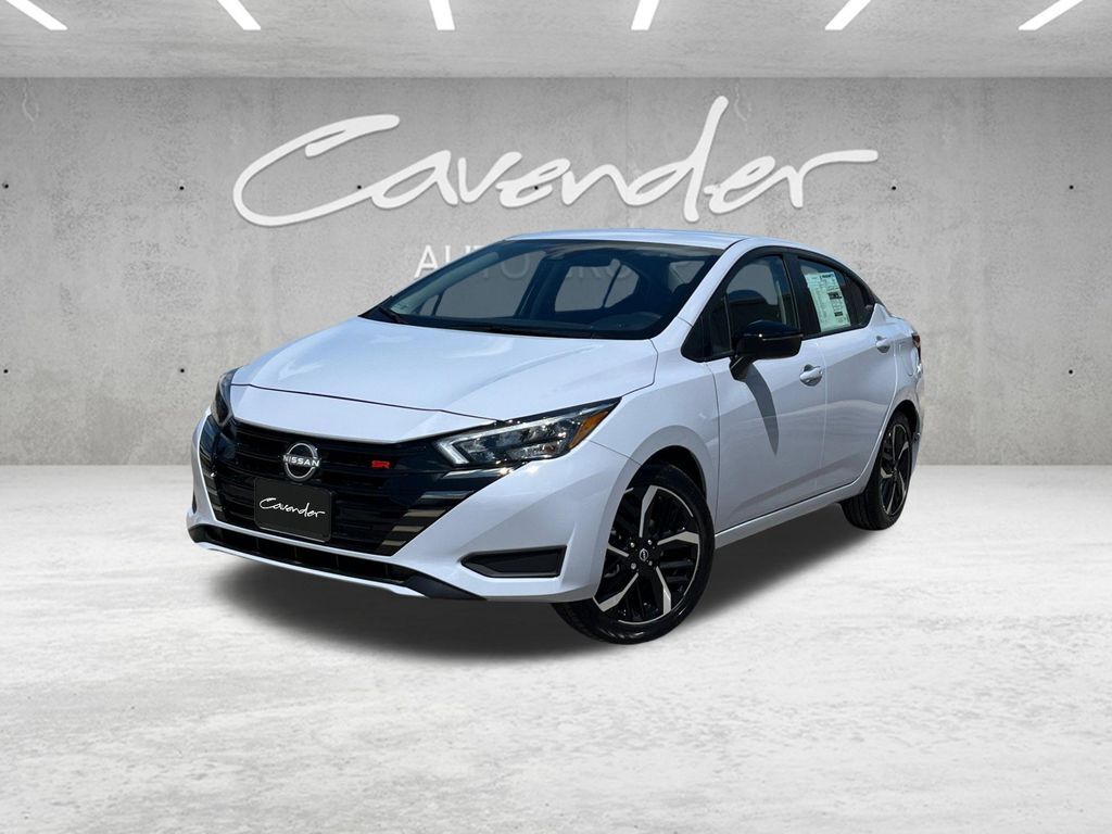 2025 Nissan Versa 1.6 SR