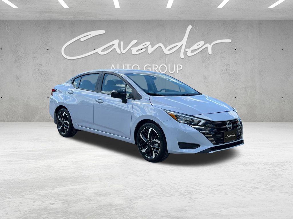 2025 Nissan Versa 1.6 SR