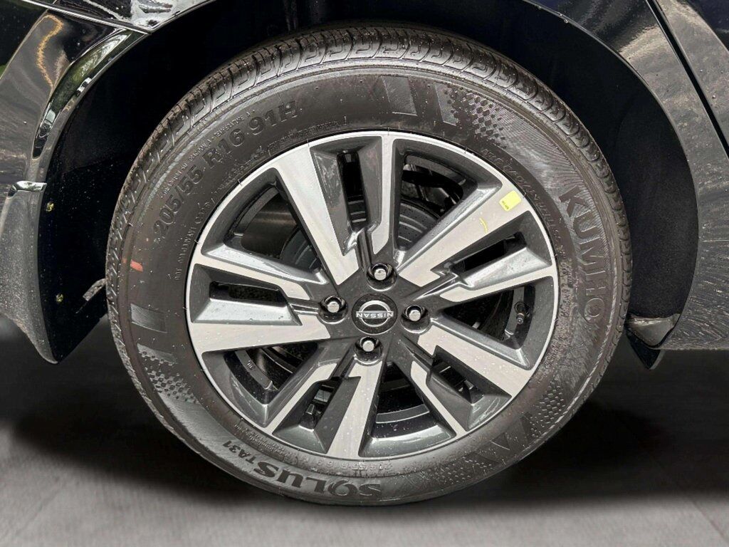 2025 Nissan Versa 1.6 SV San Clemente CA 2025 Nissan Versa 1.6 SV San Clemente CA