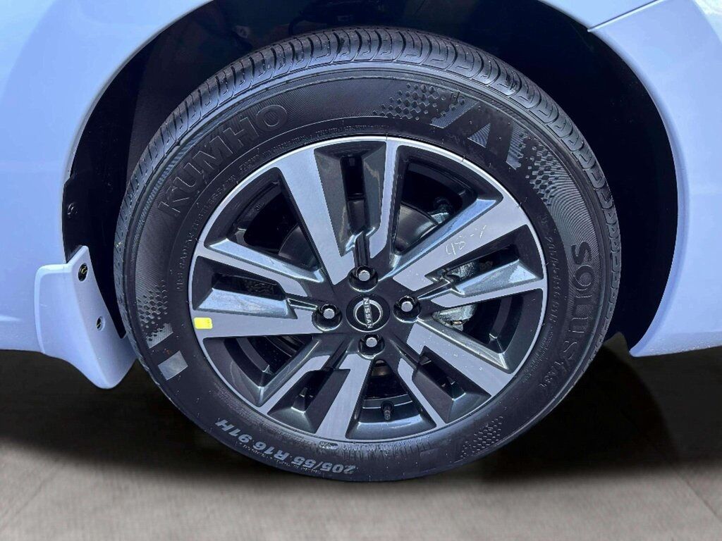 2025 Nissan Versa 1.6 SV San Clemente CA