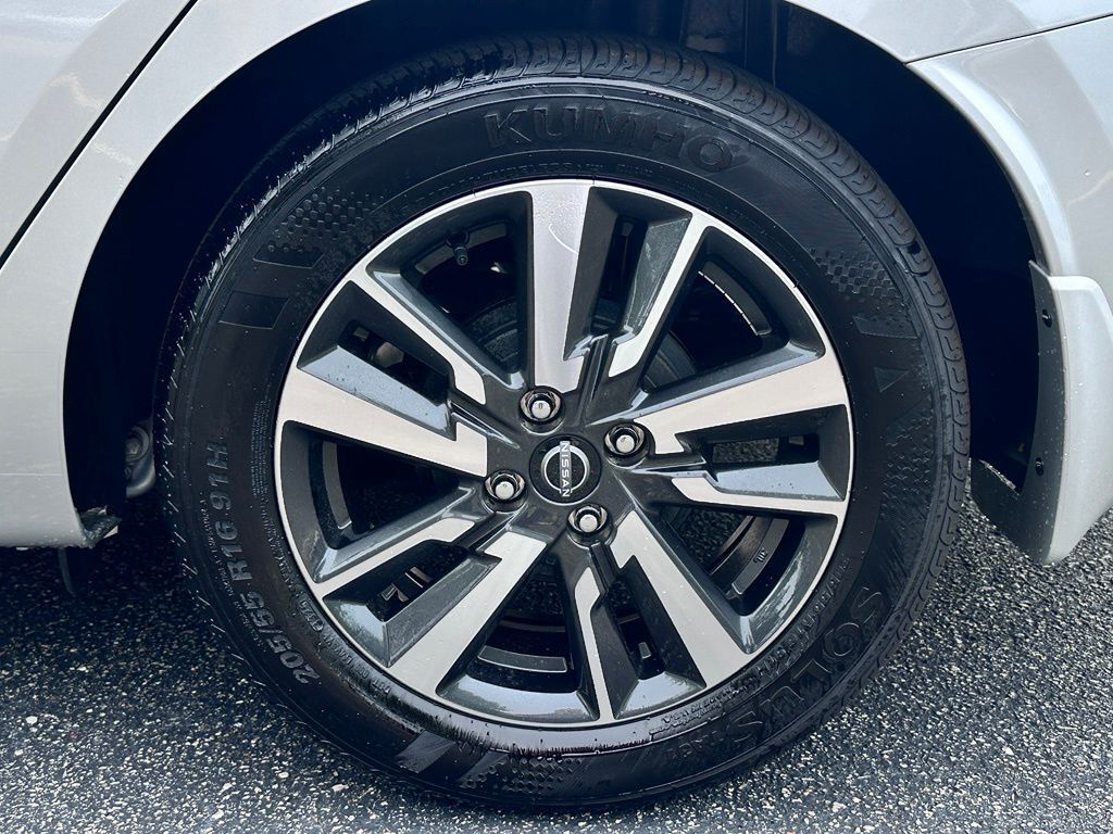 2025 Nissan Versa 1.6 SV San Clemente CA