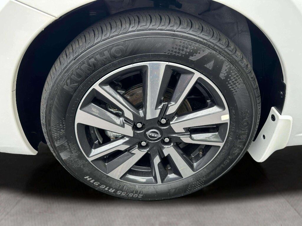 2025 Nissan Versa 1.6 SV San Clemente CA