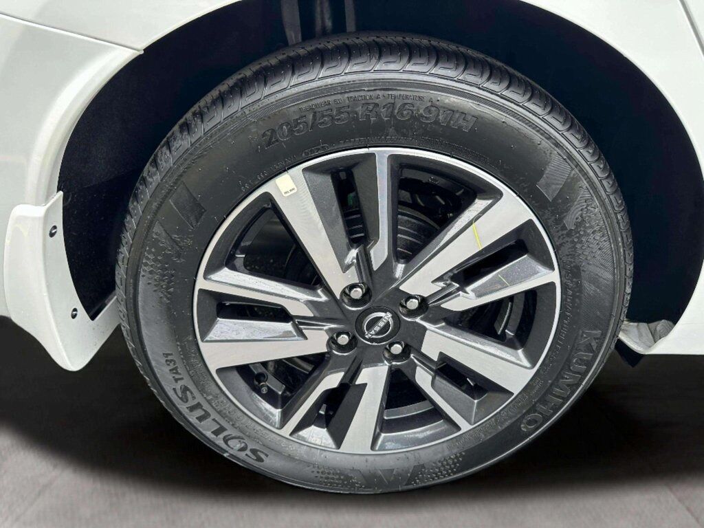 2025 Nissan Versa 1.6 SV San Clemente CA