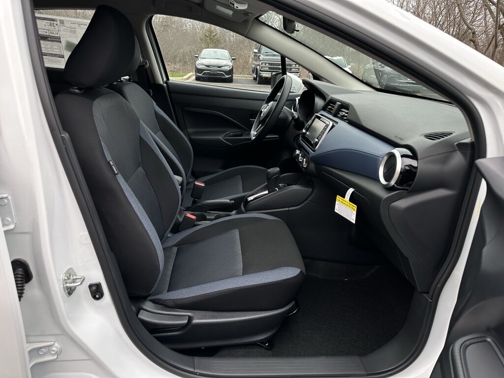 2025 Nissan Versa 1.6 SV San Clemente CA