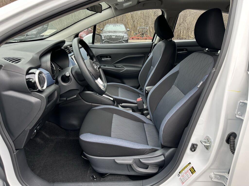 2025 Nissan Versa 1.6 SV San Clemente CA