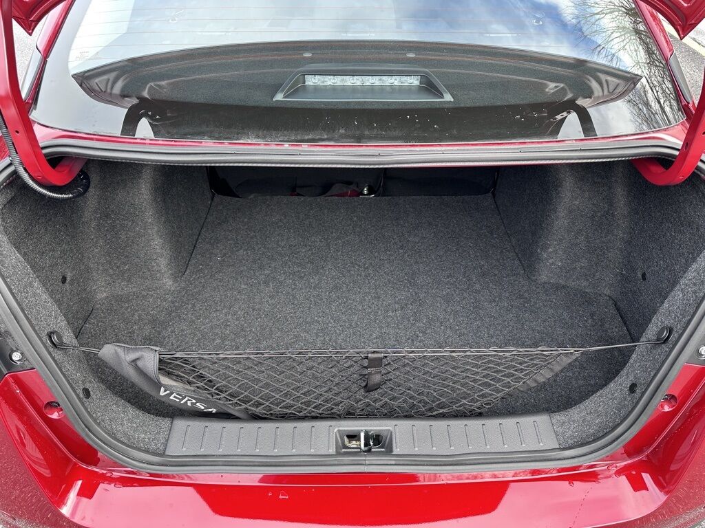 2025 Nissan Versa 1.6 SV San Clemente CA