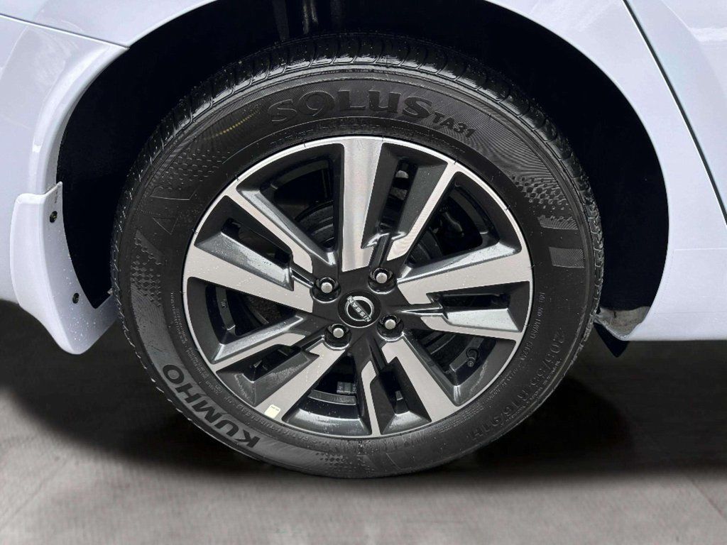 2025 Nissan Versa 1.6 SV San Clemente CA