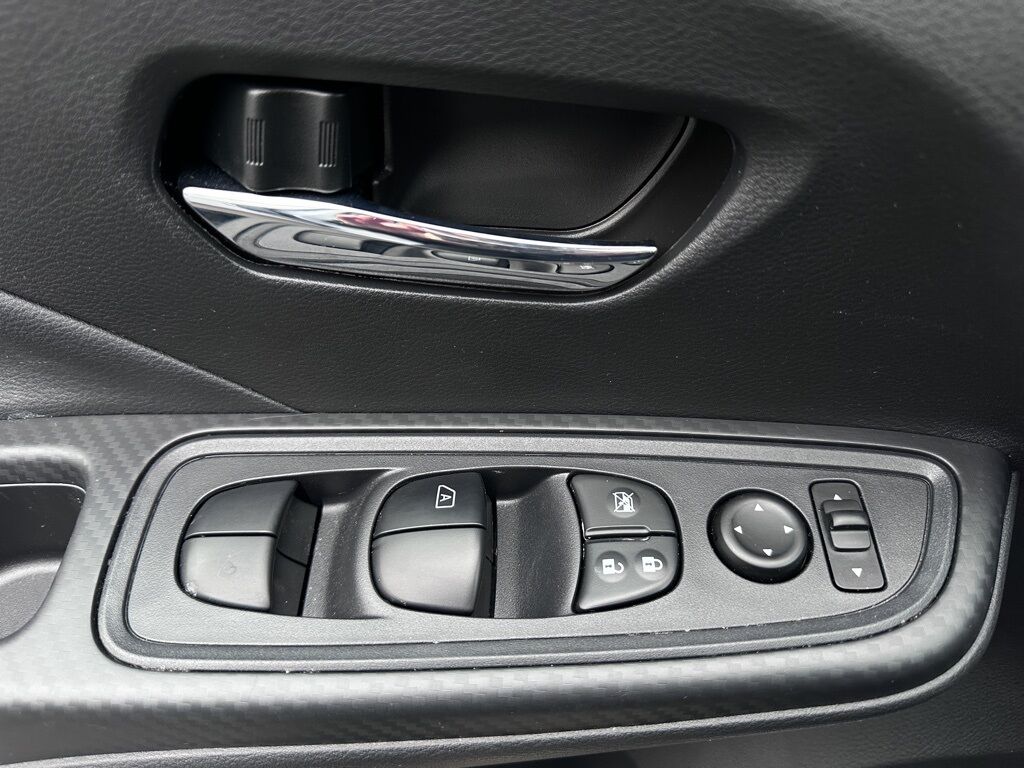 2025 Nissan Versa 1.6 SV San Clemente CA