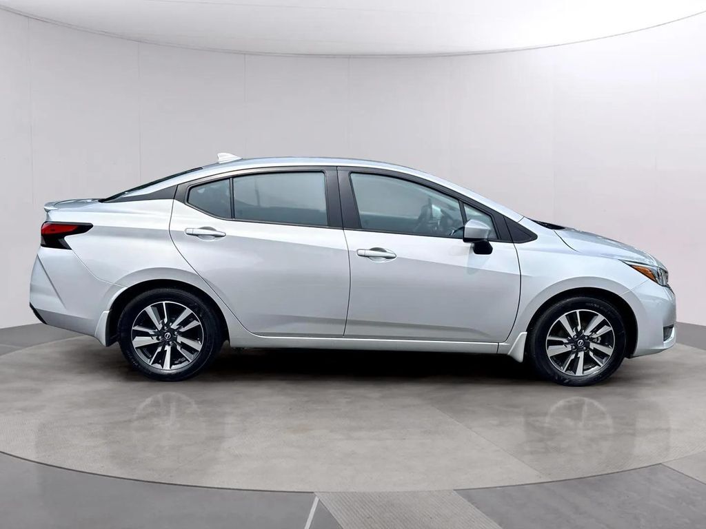 2025 Nissan Versa 1.6 SV San Clemente CA