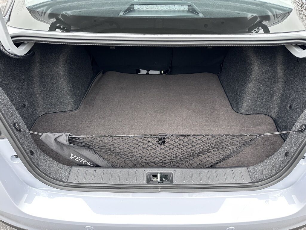 2025 Nissan Versa 1.6 SV San Clemente CA