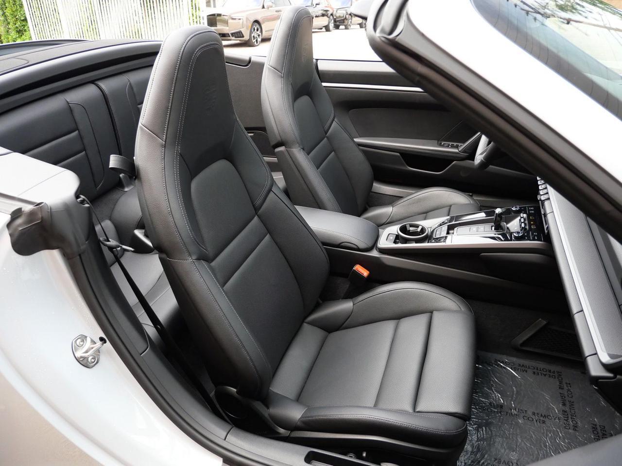 2025 Porsche 911 Carrera Carrera Lawrence KS