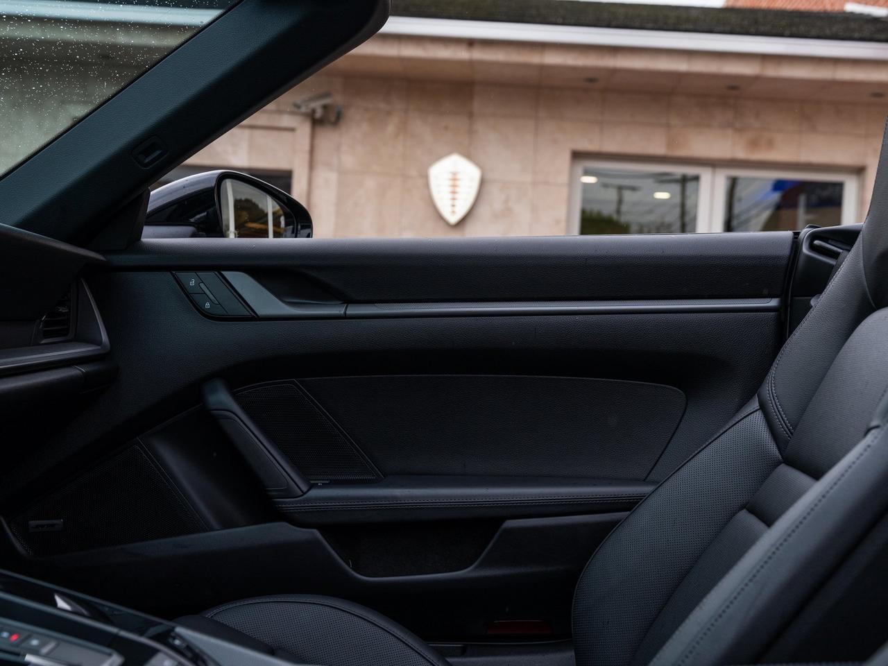 2025 Porsche 911 Carrera Carrera Lawrence KS