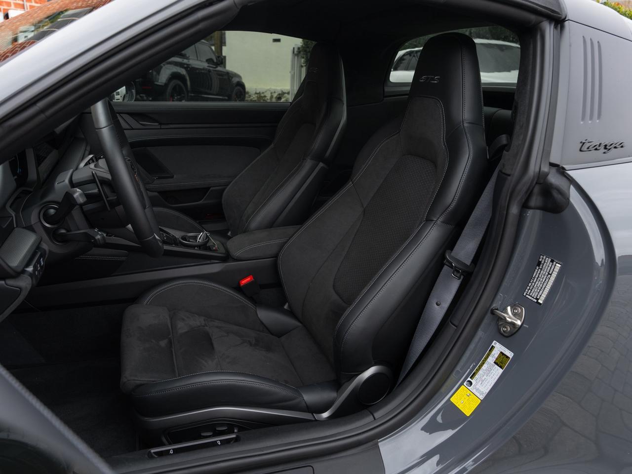 2025 Porsche 911 Targa 4 GTS Targa 4 GTS Lawrence KS