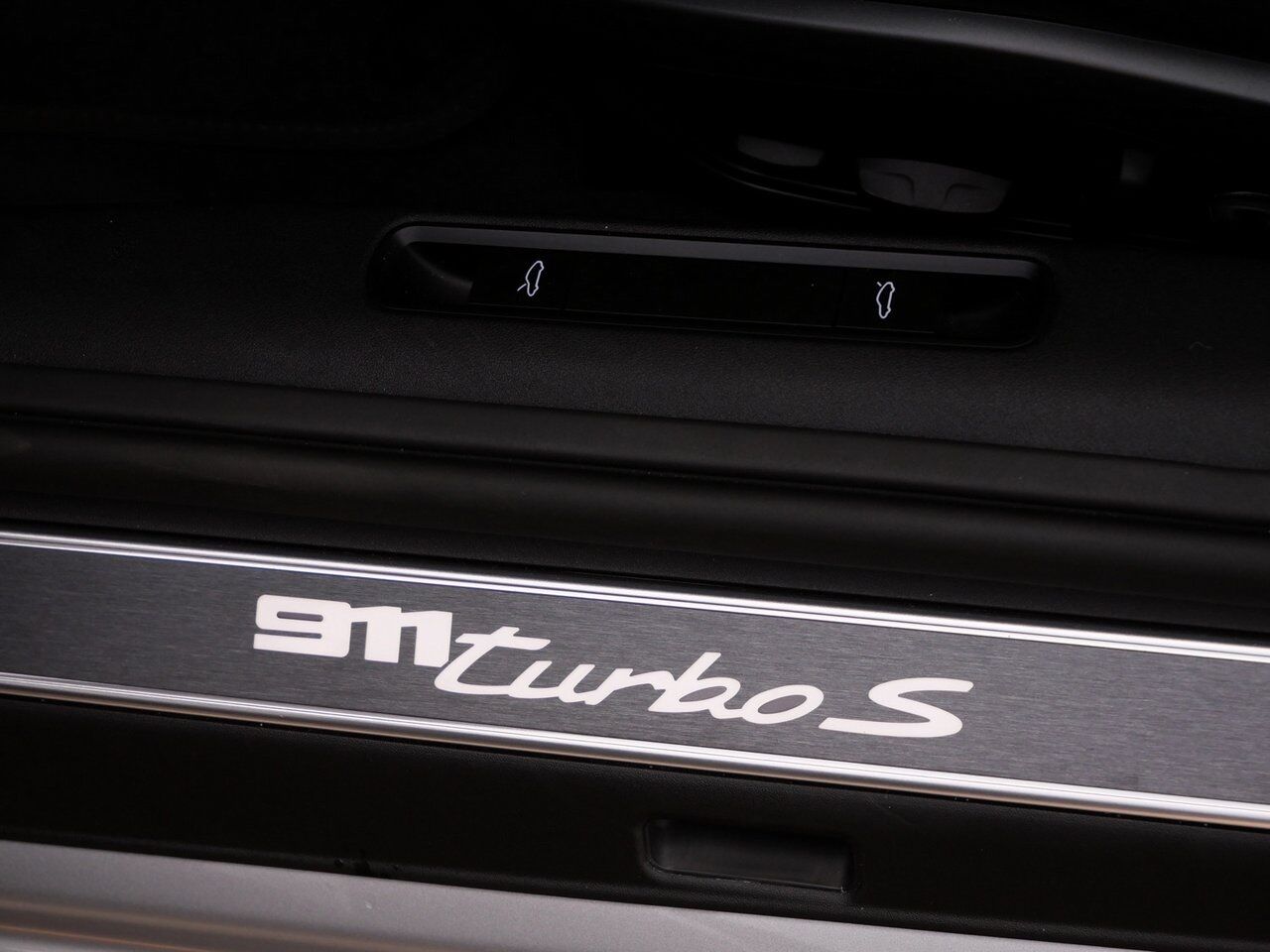 2025 Porsche 911 Turbo S Turbo S Lawrence KS