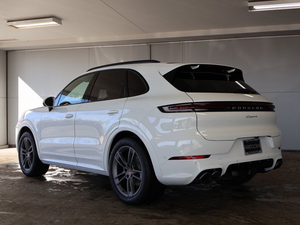 2025 Porsche Cayenne