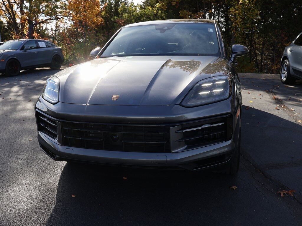 2025 Porsche Cayenne Coupe