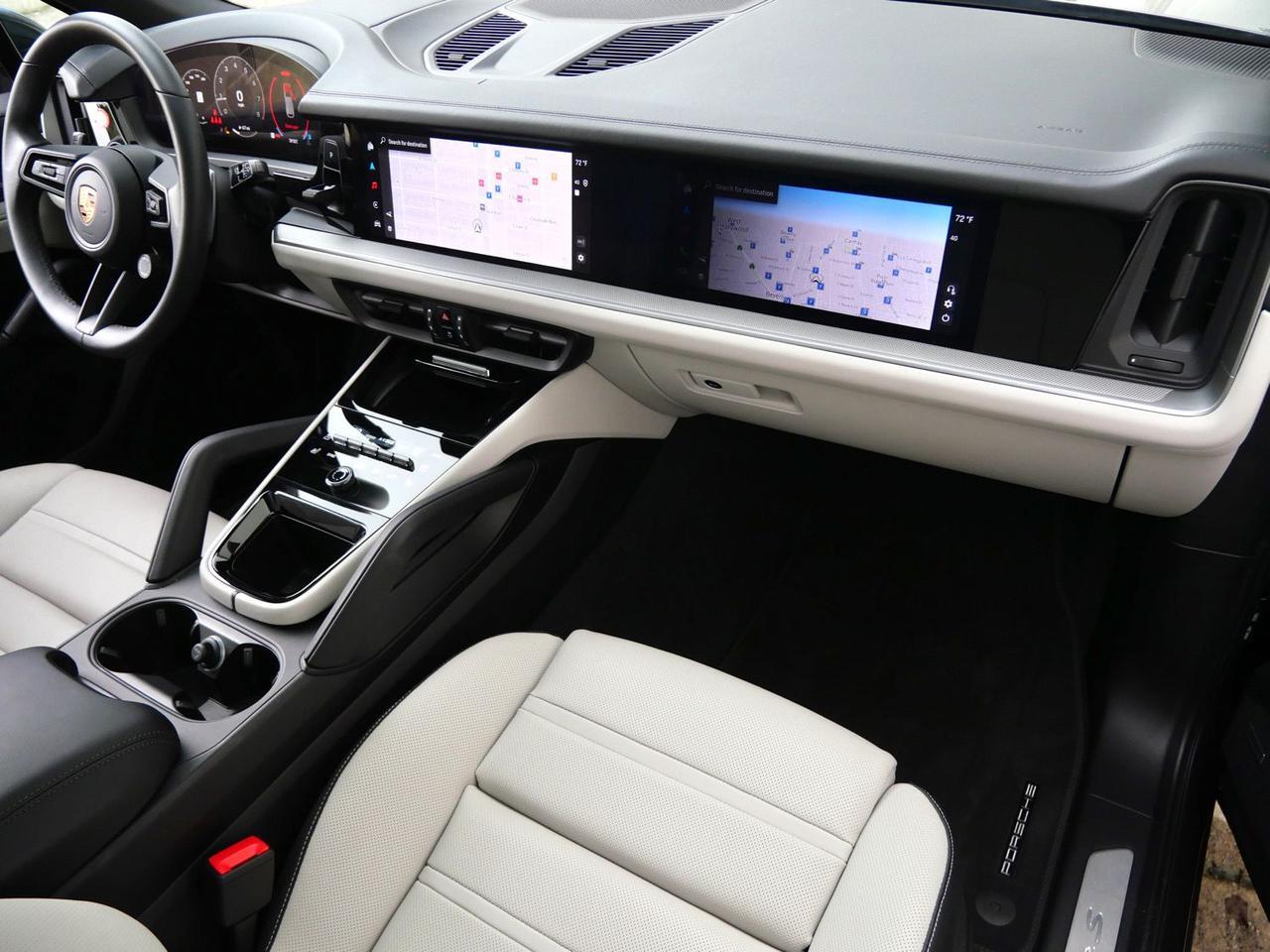 2025 Porsche Cayenne S S Lawrence KS