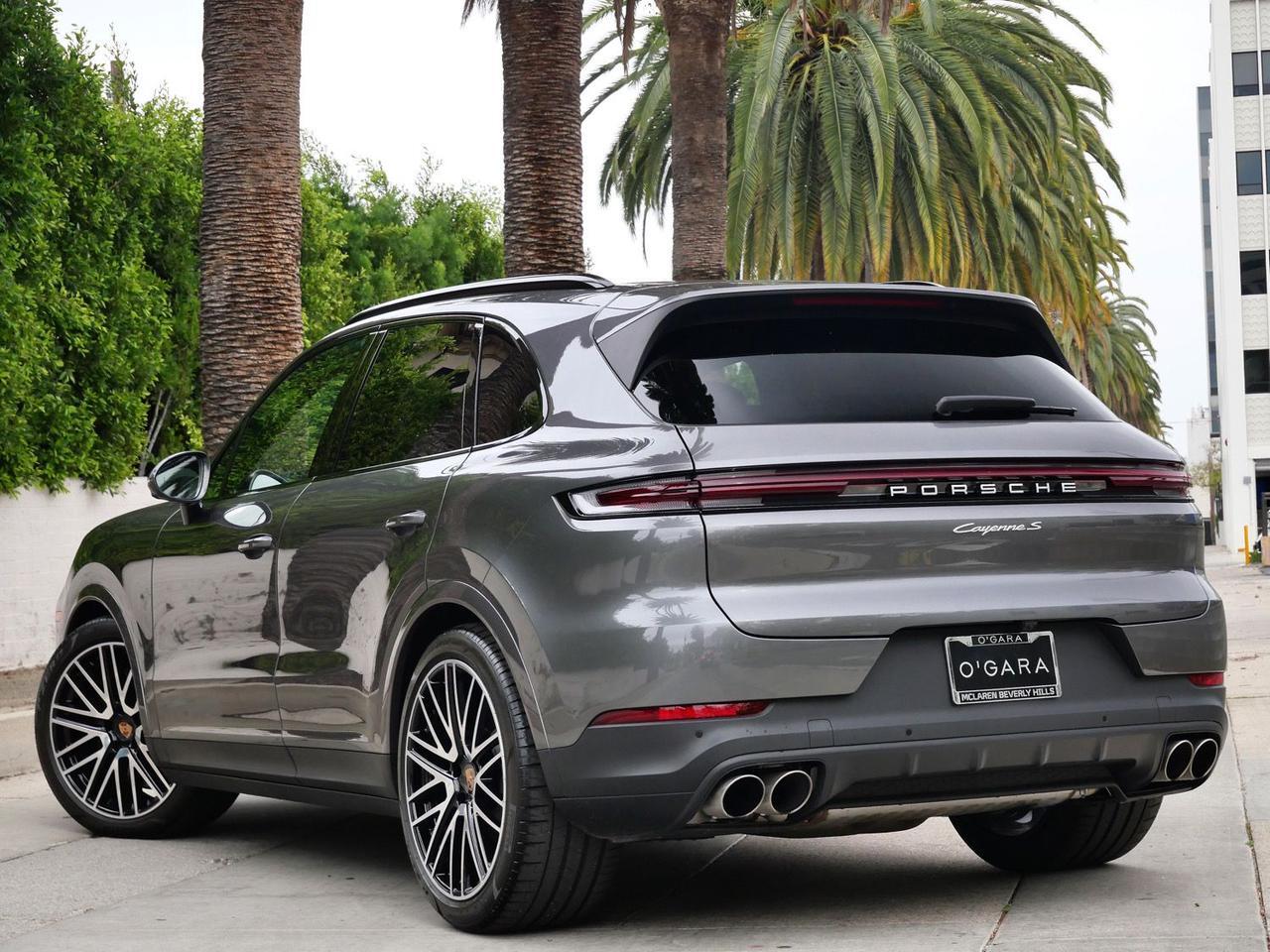 2025 Porsche Cayenne S S Lawrence KS