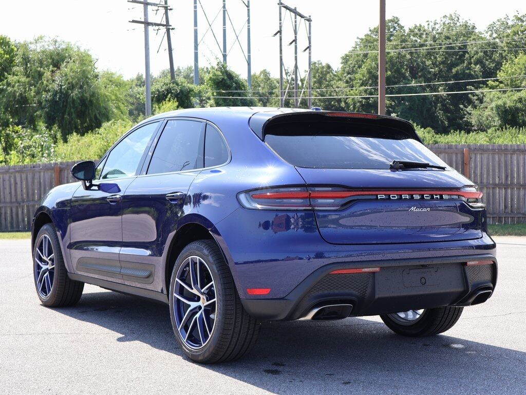 2025 Porsche Macan