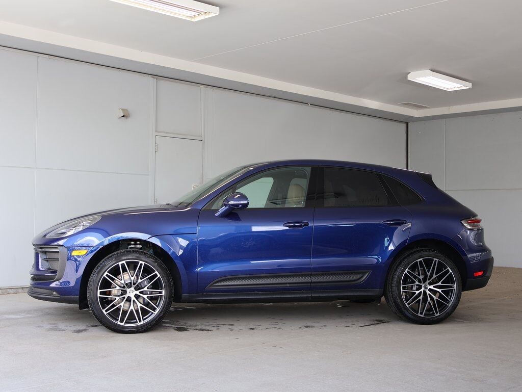 2025 Porsche Macan
