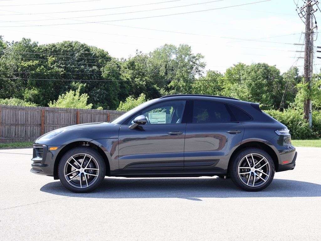 2025 Porsche Macan