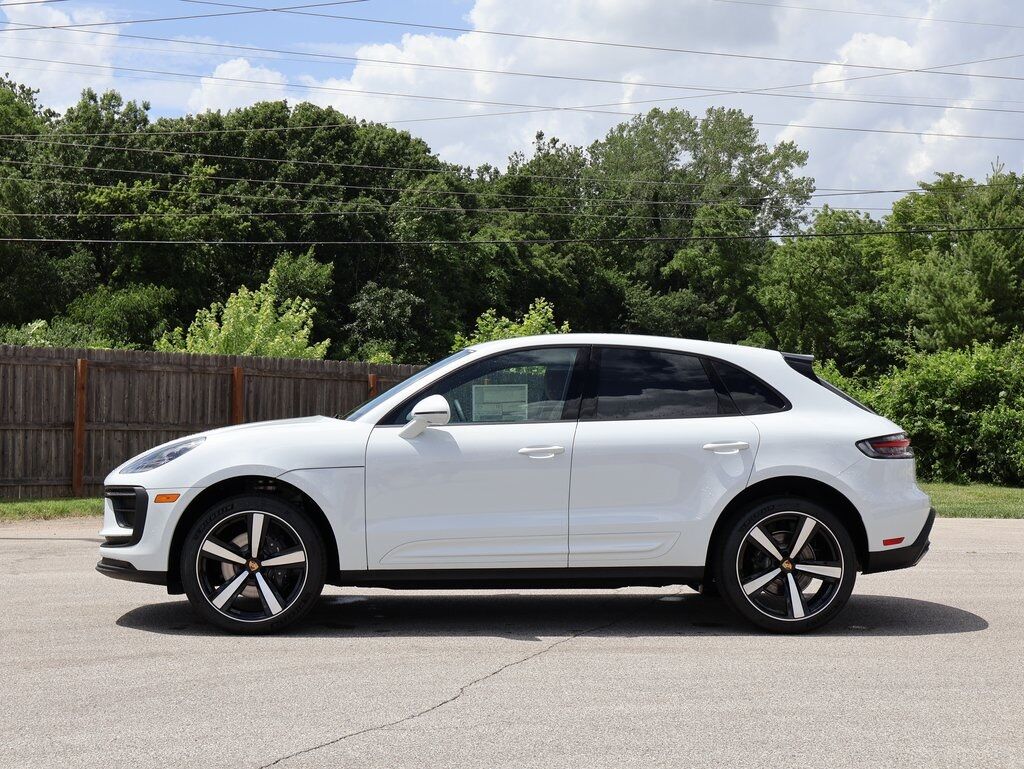 2025 Porsche Macan