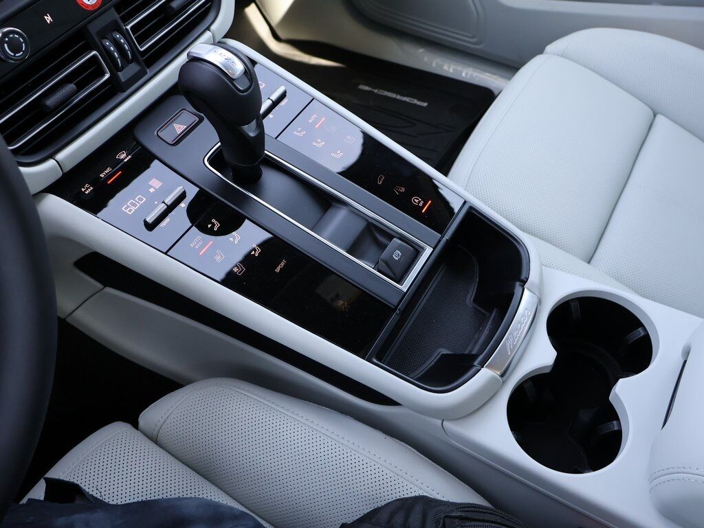 2025 Porsche Macan San Clemente CA