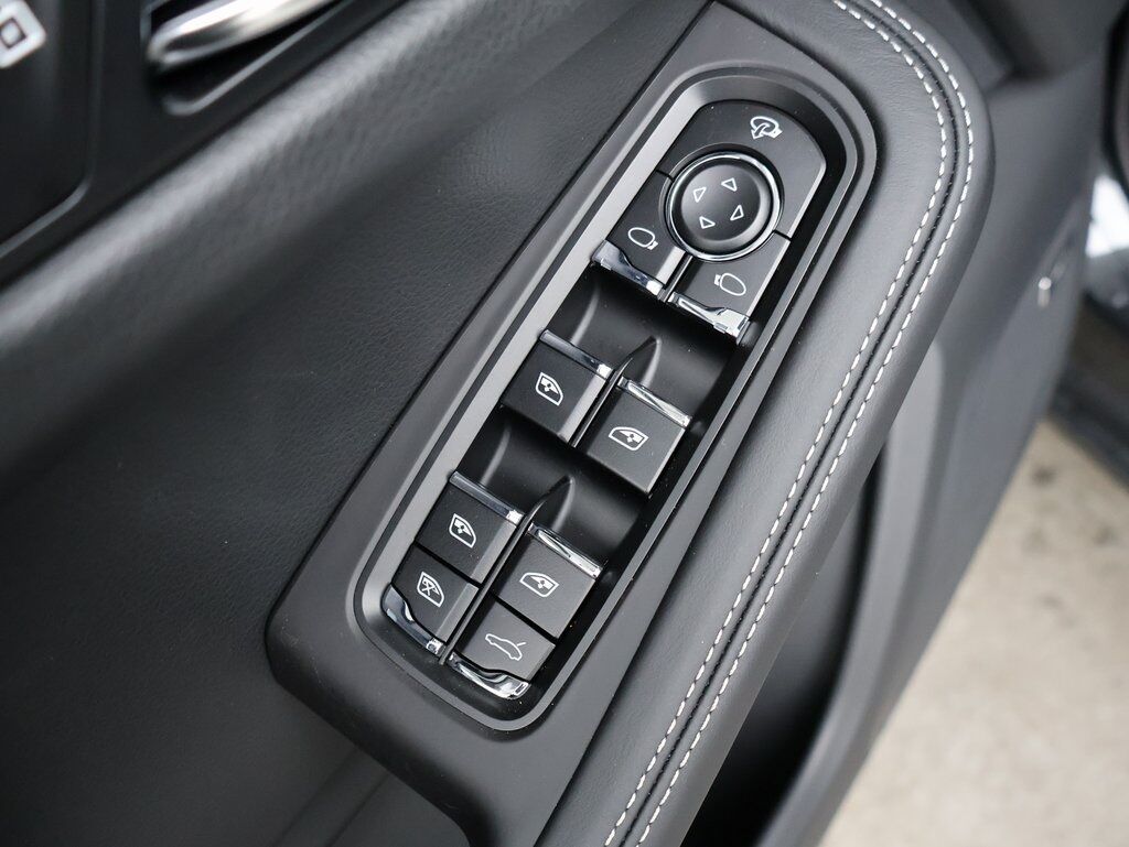 2025 Porsche Macan San Clemente CA