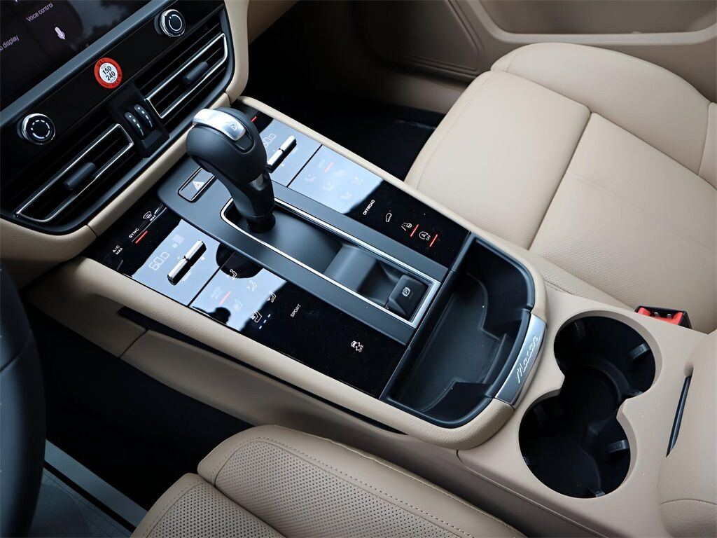 2025 Porsche Macan San Clemente CA