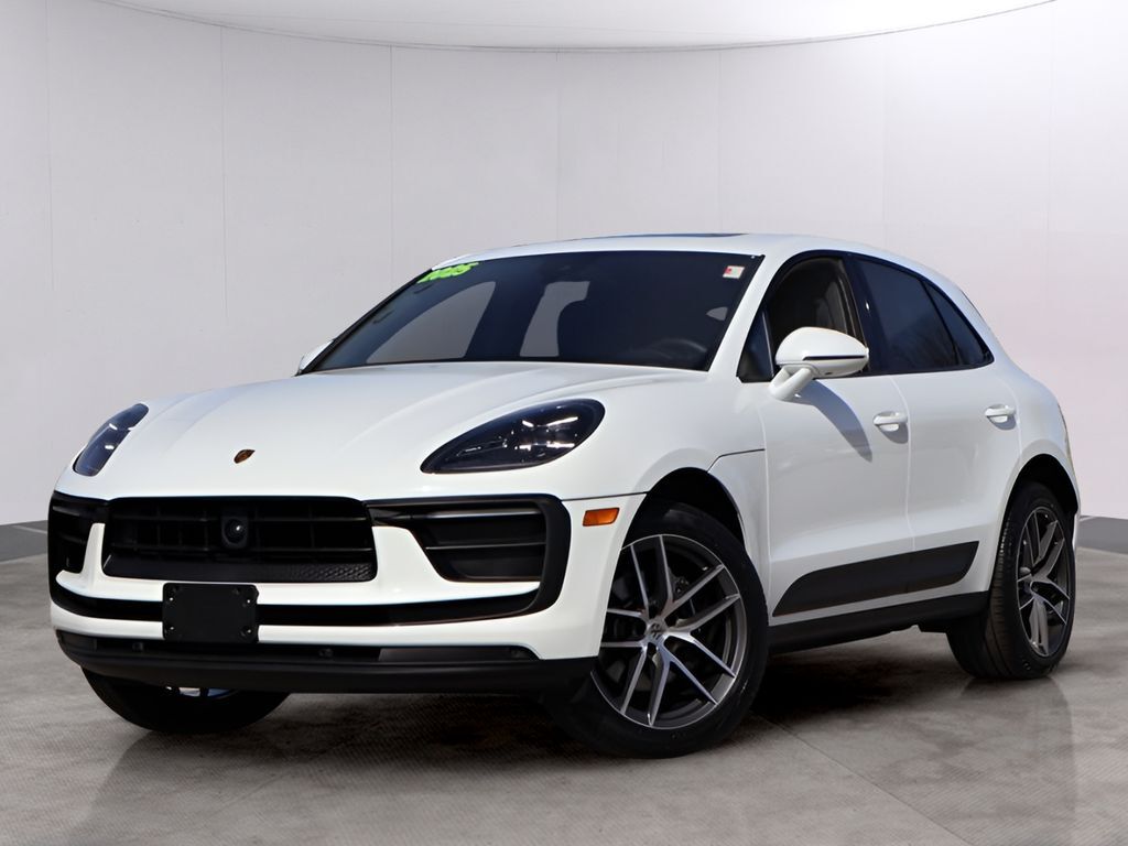 2025 Porsche Macan