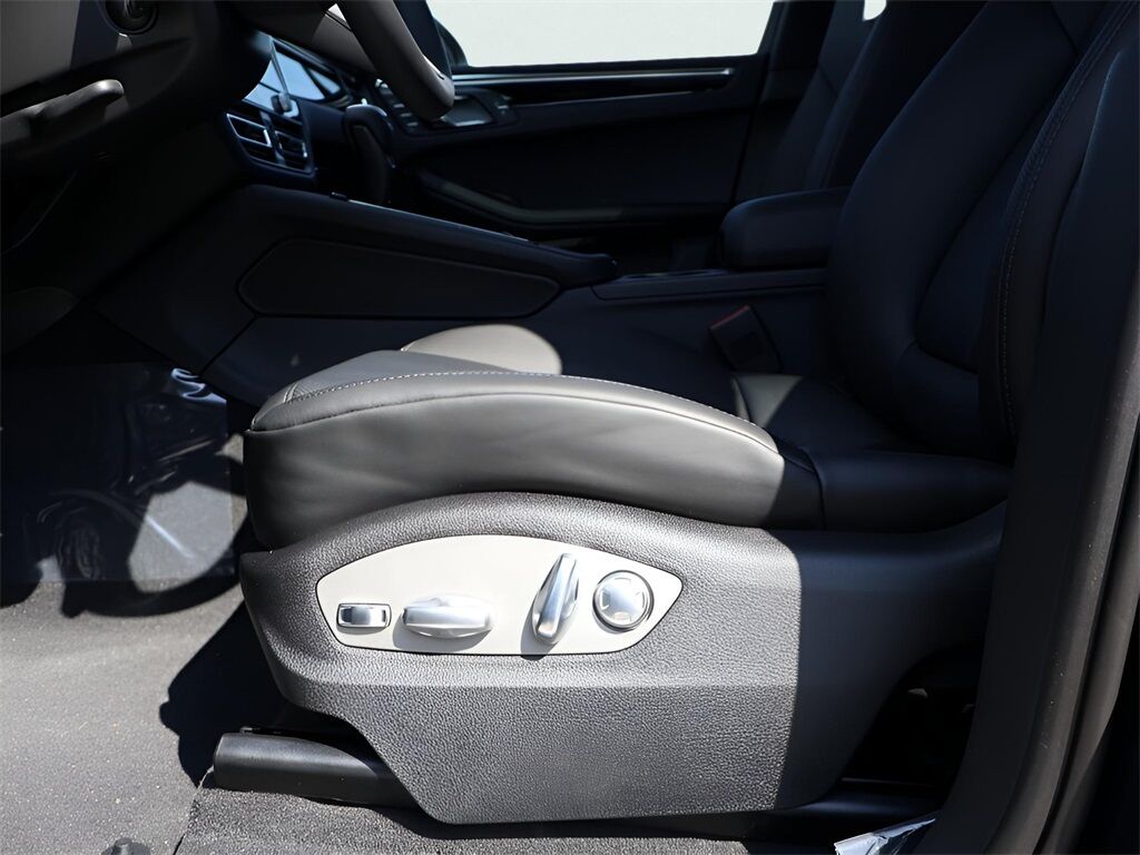 2025 Porsche Macan San Clemente CA