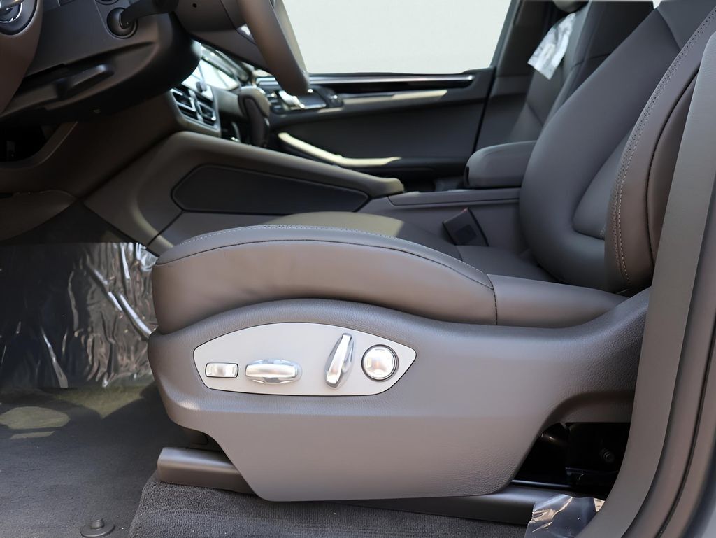 2025 Porsche Macan San Clemente CA