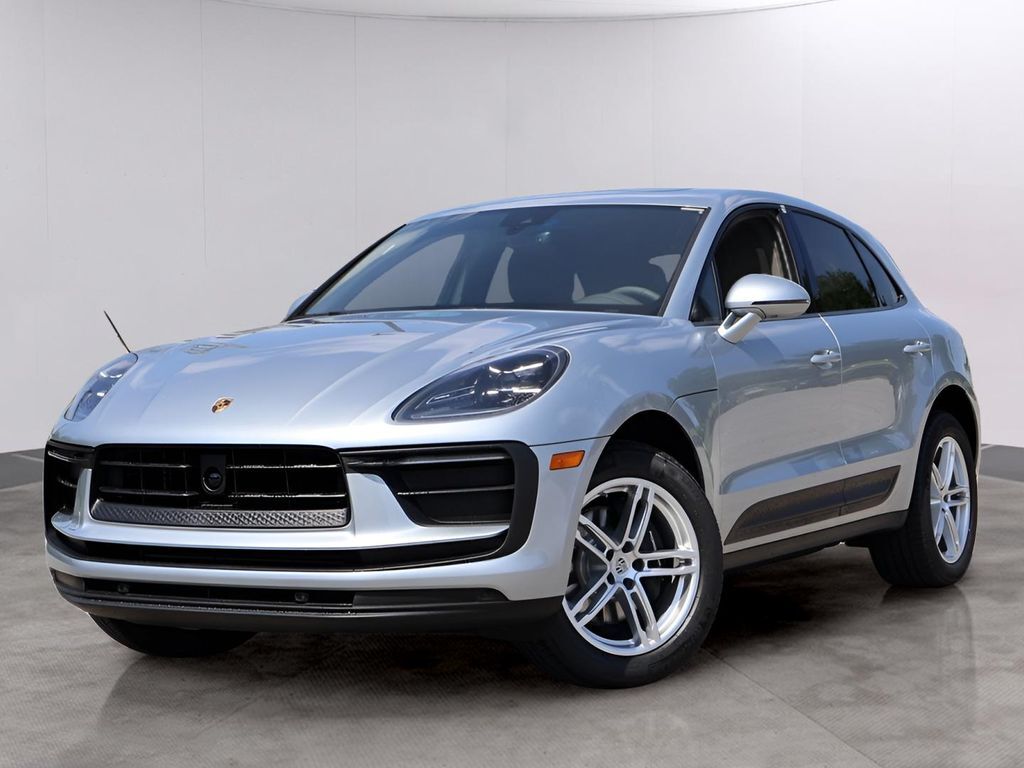 2025 Porsche Macan