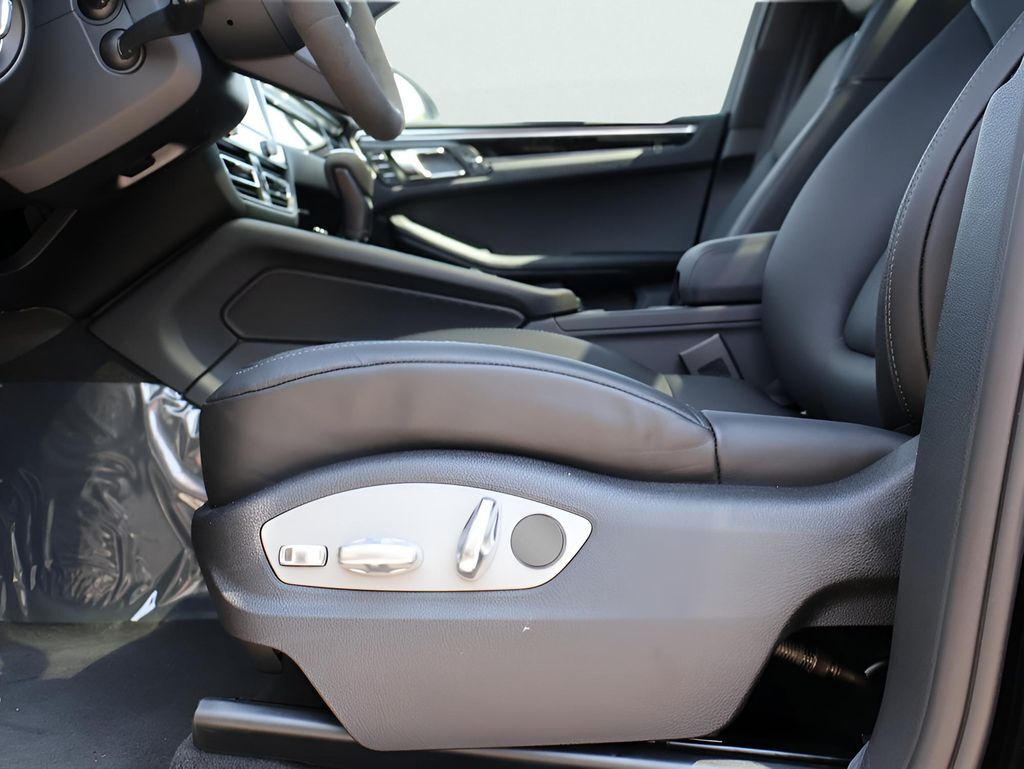 2025 Porsche Macan San Clemente CA