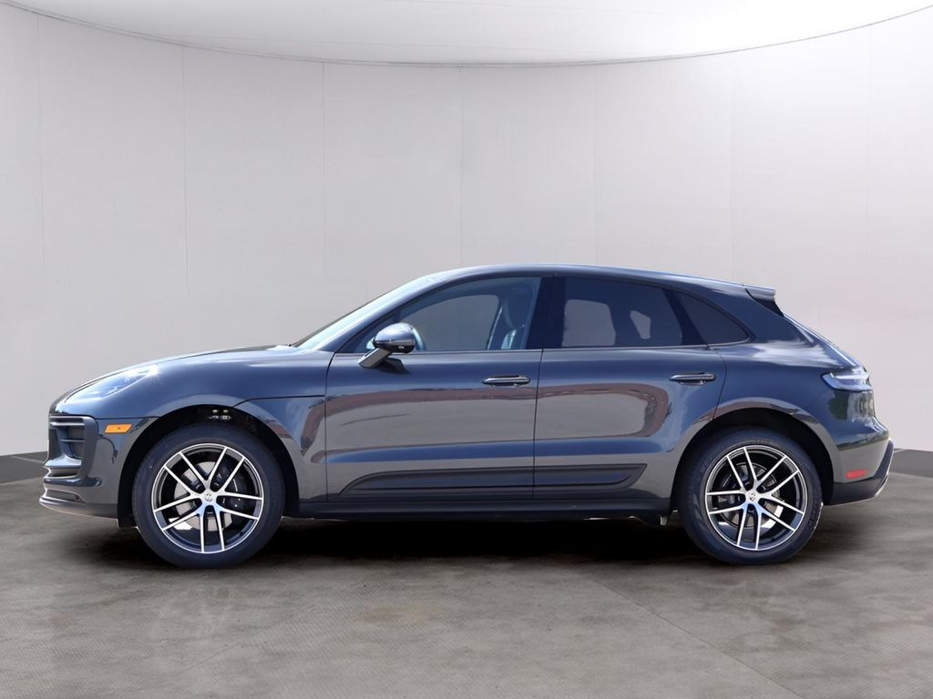 2025 Porsche Macan