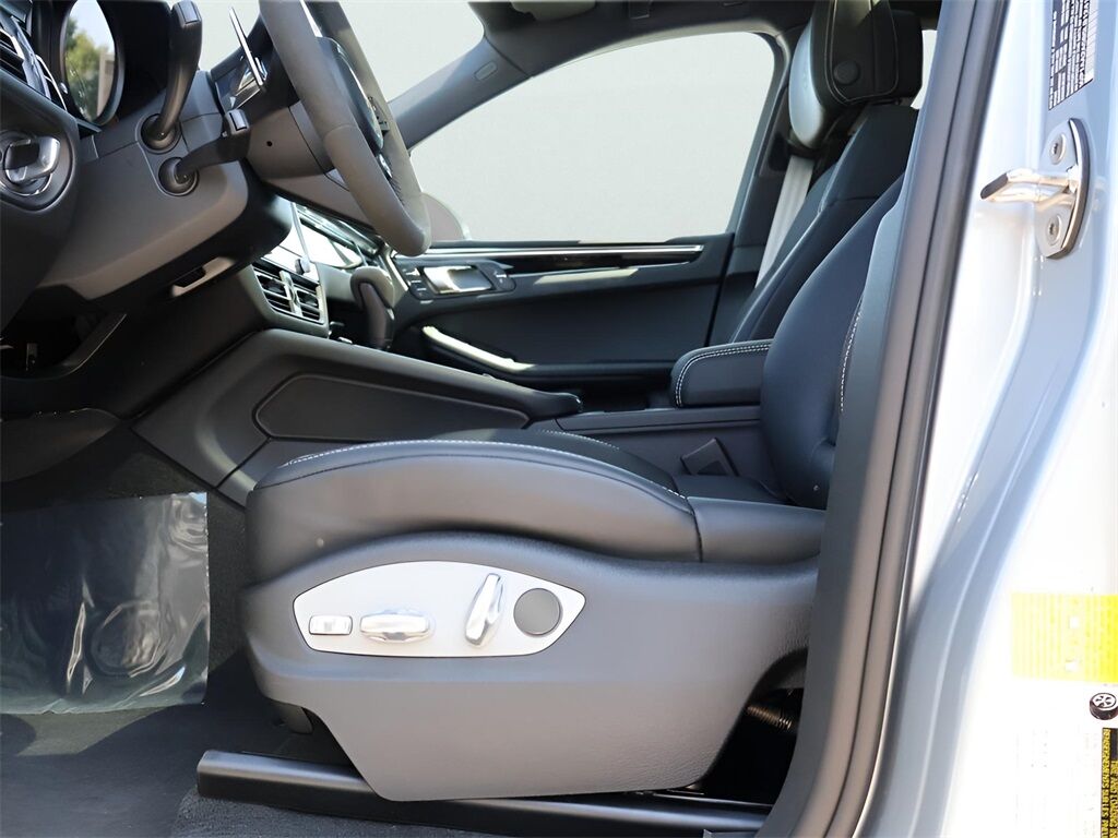 2025 Porsche Macan San Clemente CA
