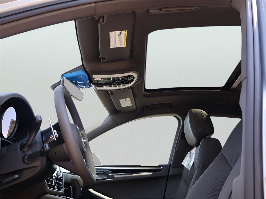 2025 Porsche Macan San Clemente CA