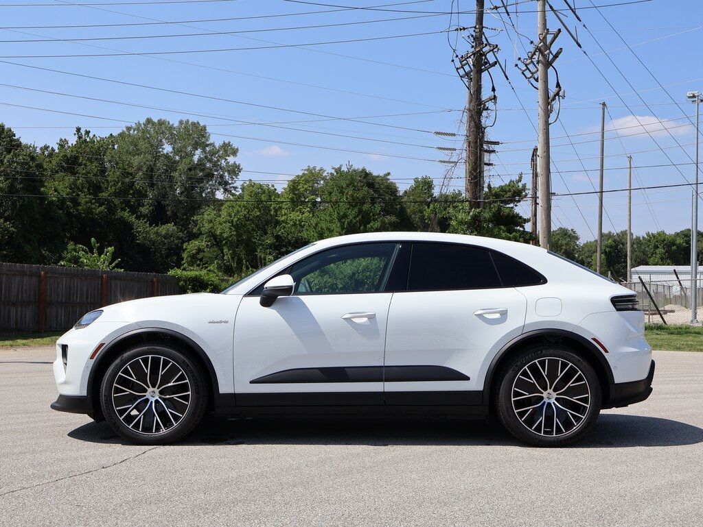 2025 Porsche Macan Electric