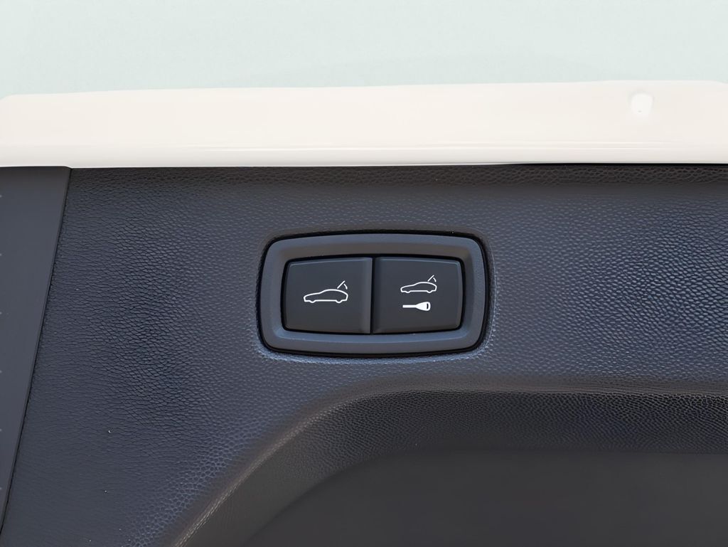 2025 Porsche Macan Electric San Clemente CA